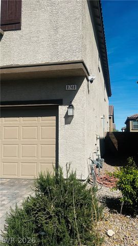 8748 Crestwood Hills Street, Las Vegas, NV 89113