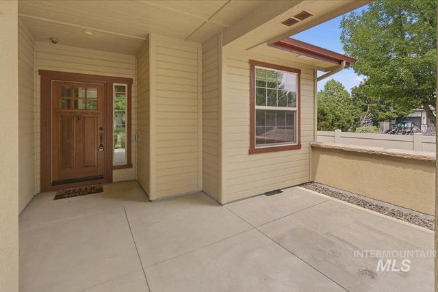 4073 S Cubola Ave, Meridian, ID 83642