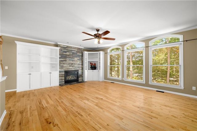 1832 Shores Ridge Court, Suwanee, GA 30024