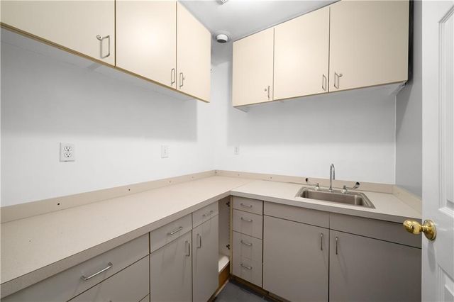 1832 Shores Ridge Court, Suwanee, GA 30024