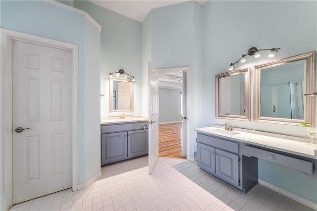1832 Shores Ridge Court, Suwanee, GA 30024