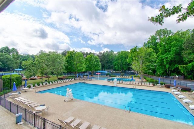 1832 Shores Ridge Court, Suwanee, GA 30024