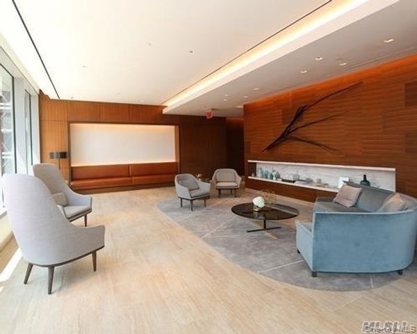 138-35 39th Avenue 12F, Flushing, NY 11354