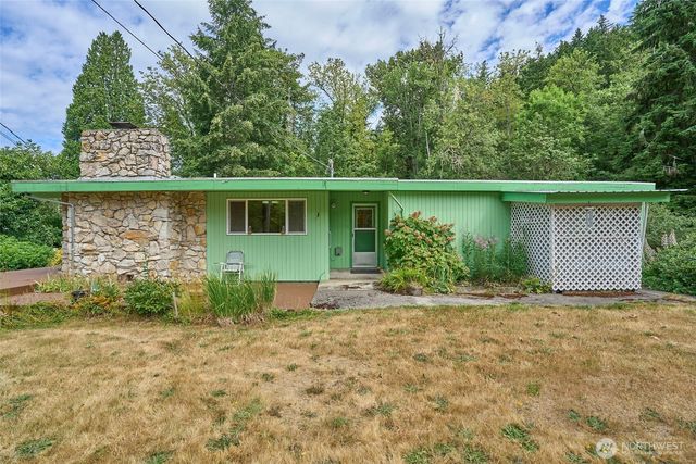8209 144th Place SE, Newcastle, WA 98059