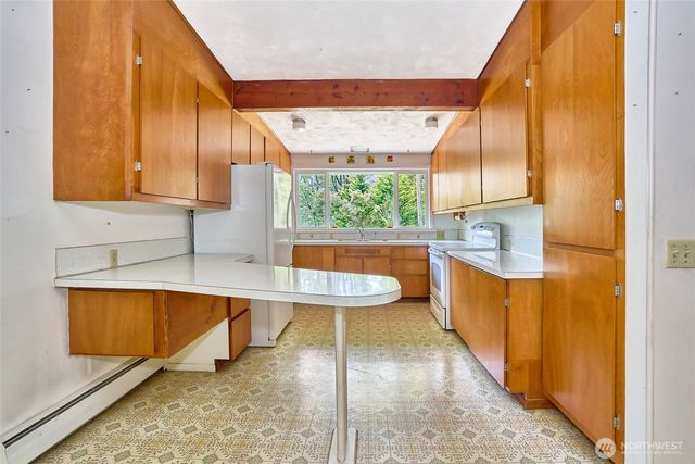 8209 144th Place SE, Newcastle, WA 98059