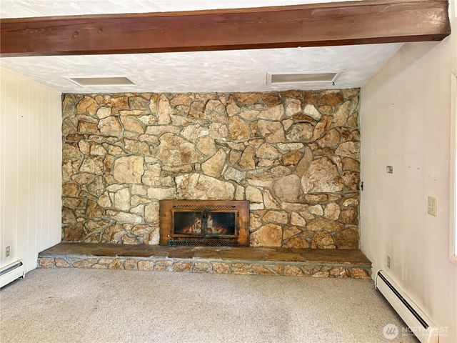 8209 144th Place SE, Newcastle, WA 98059