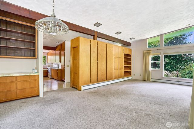 8209 144th Place SE, Newcastle, WA 98059