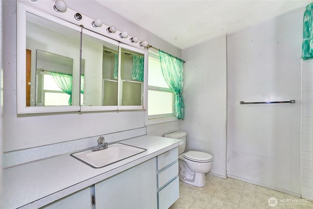 8209 144th Place SE, Newcastle, WA 98059