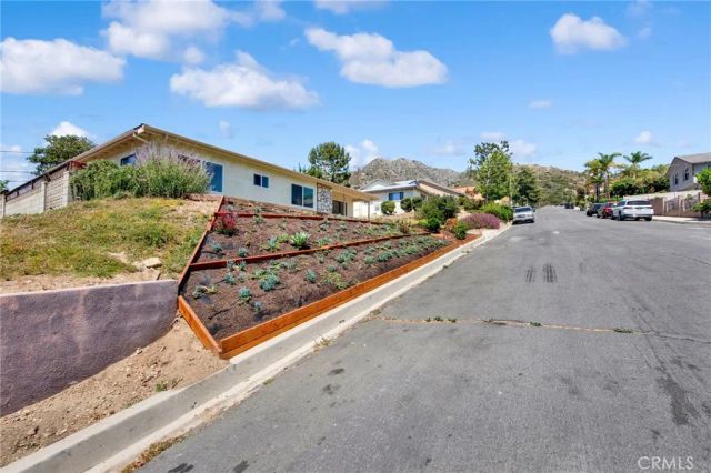 7217 Lonzo, Los Angeles, CA 91042