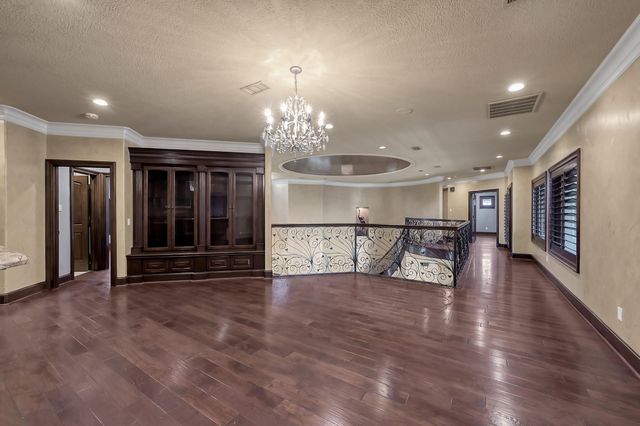 43 Philbrook Way, The Woodlands, TX 77382