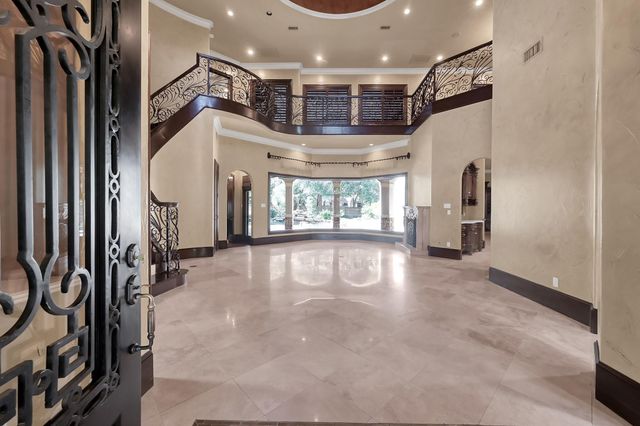 43 Philbrook Way, The Woodlands, TX 77382