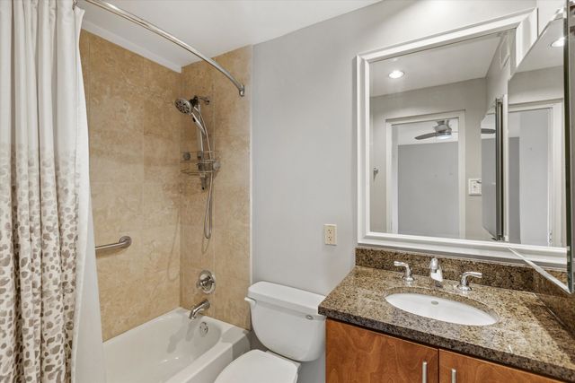 2195 Poplar Ave Apt 404, Memphis, TN 38104