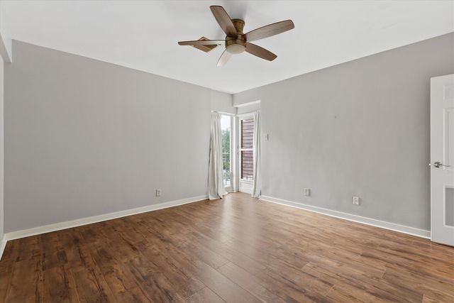 2195 Poplar Ave Apt 404, Memphis, TN 38104