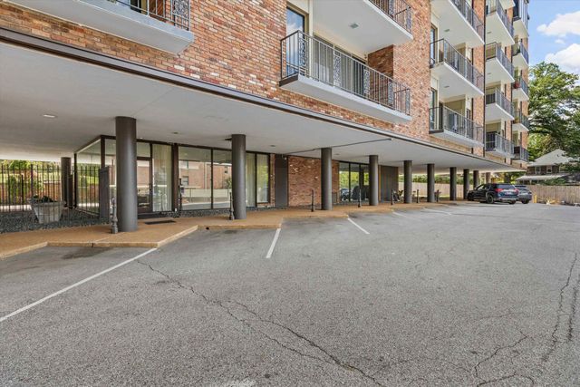 2195 Poplar Ave Apt 404, Memphis, TN 38104