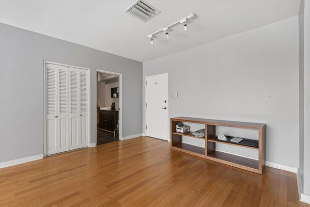 2195 Poplar Ave Apt 404, Memphis, TN 38104