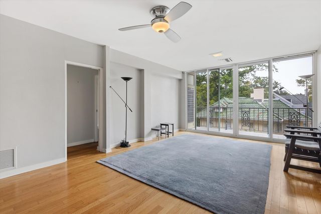 2195 Poplar Ave Apt 404, Memphis, TN 38104