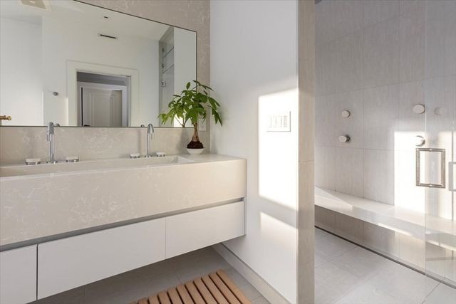 158 W Canton St, Boston, MA 02118