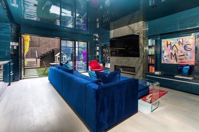 158 W Canton St, Boston, MA 02118