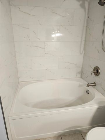 802 Villa Circle, Boynton Beach, FL 33435