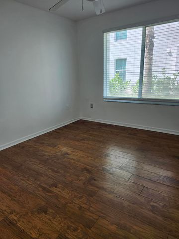 802 Villa Circle, Boynton Beach, FL 33435