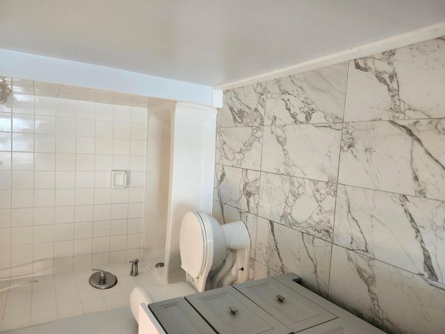 802 Villa Circle, Boynton Beach, FL 33435