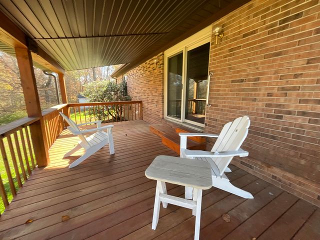 3812 Castlewood Court, Somerset, KY 42503