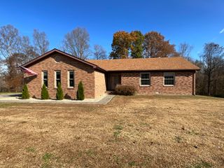 3812 Castlewood Court, Somerset, KY 42503