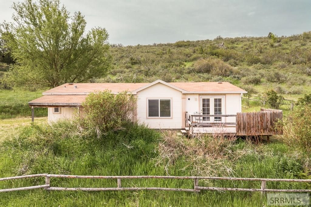 Image 4 of property listing at 9205 E Merrick Road, Lava Hot Springs, ID 83246