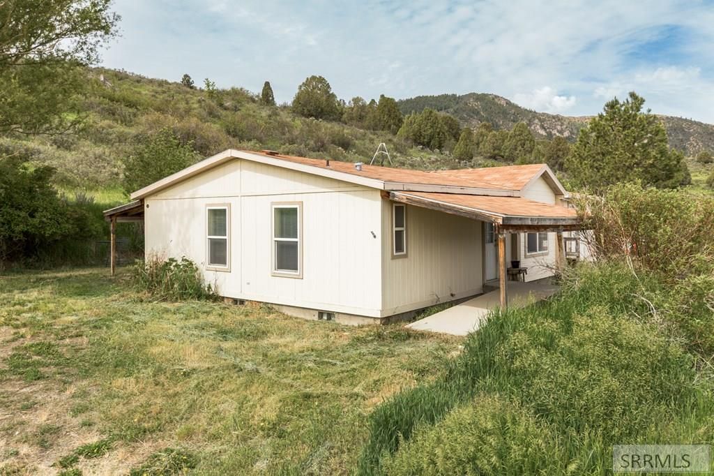 Image 7 of property listing at 9205 E Merrick Road, Lava Hot Springs, ID 83246