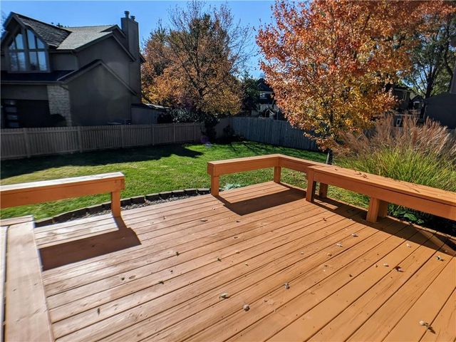 4821 W 122 Terrace, Leawood, KS 66209