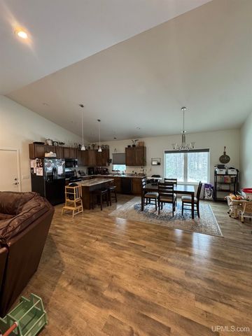 240 S Jackson Street, Kingsford, MI 49802