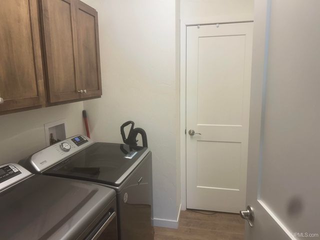 240 S Jackson Street, Kingsford, MI 49802