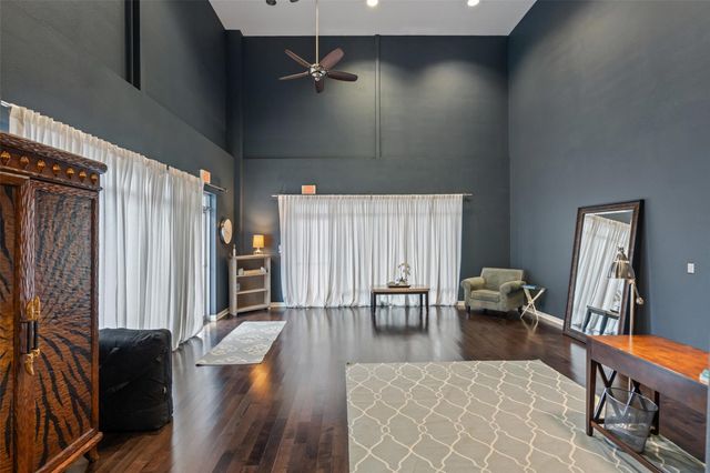 1601 E Cesar Chavez 107, Austin, TX 78702