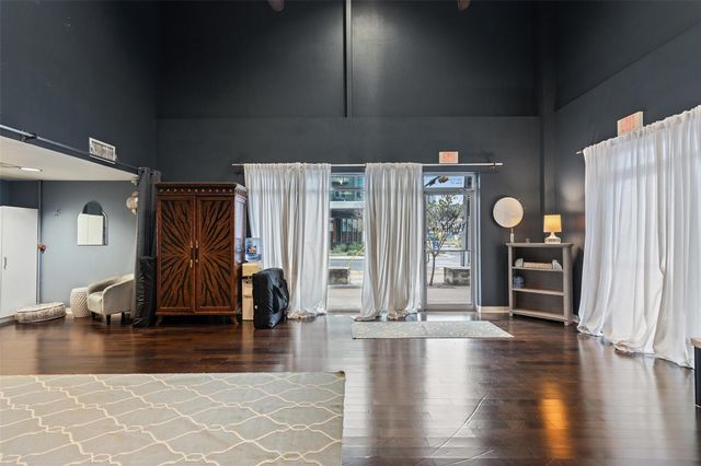 1601 E Cesar Chavez 107, Austin, TX 78702