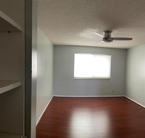 5941 Strawberry Lakes Circle, Lake Worth, FL 33463