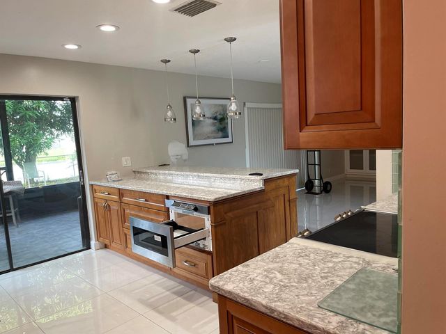 5941 Strawberry Lakes Circle, Lake Worth, FL 33463