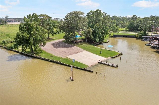20331 Arrow Cove Drive, Humble, TX 77346