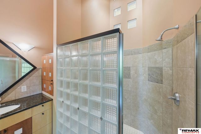 2101 Wilderness Ridge Drive, Lincoln, NE 68512