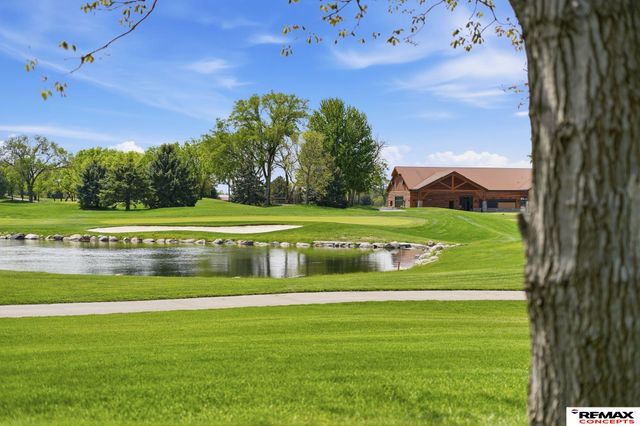 2101 Wilderness Ridge Drive, Lincoln, NE 68512