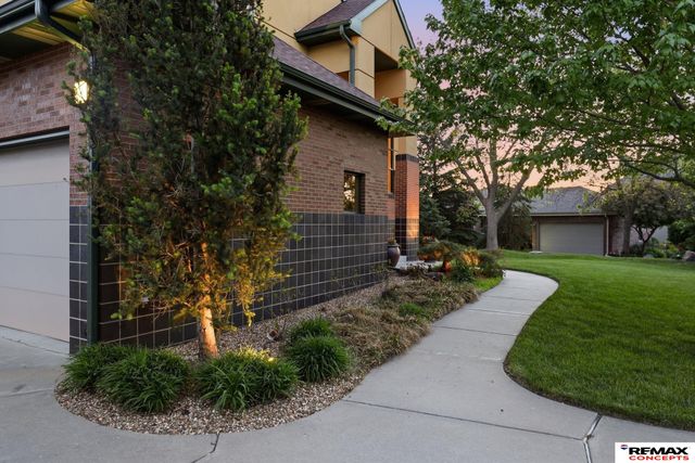 2101 Wilderness Ridge Drive, Lincoln, NE 68512