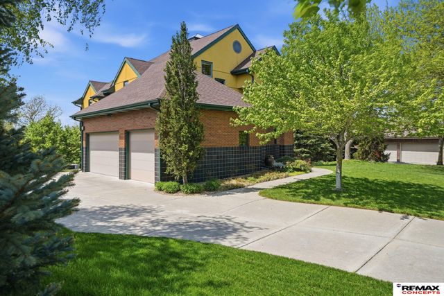 2101 Wilderness Ridge Drive, Lincoln, NE 68512