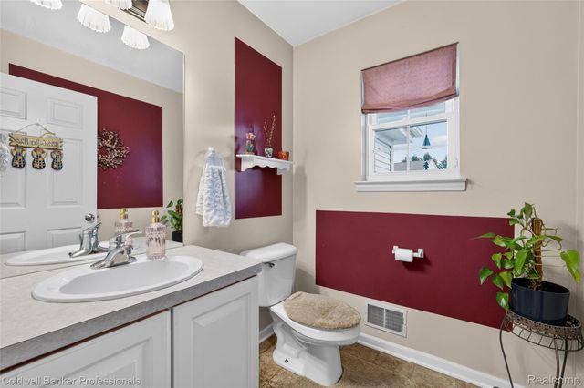 2088 Lochnayne Lane, Davison Township, MI 48423