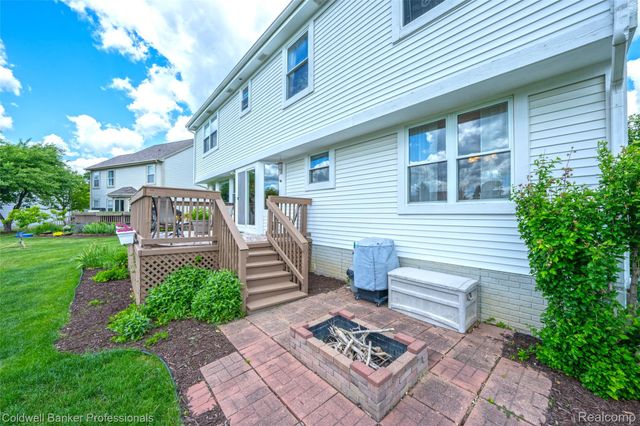 2088 Lochnayne Lane, Davison Township, MI 48423