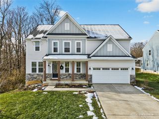 1667 Ardennes Oak Drive, Bellbrook, OH 45305