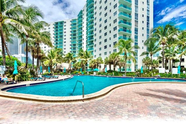 3901 S Ocean Drive 14P, Hollywood, FL 33019