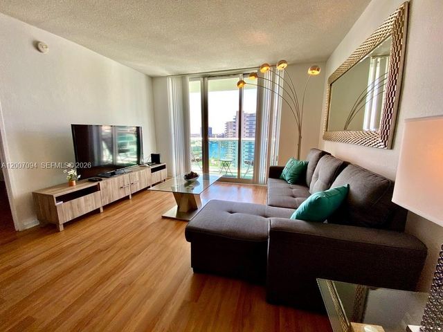 3901 S Ocean Drive 14P, Hollywood, FL 33019