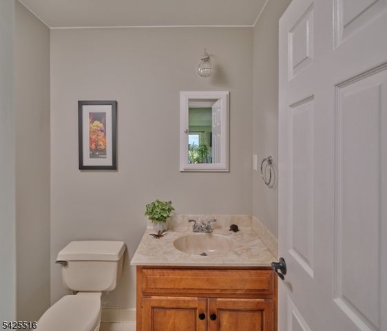 18 Linvale Rd, East Amwell Twp., NJ 08551