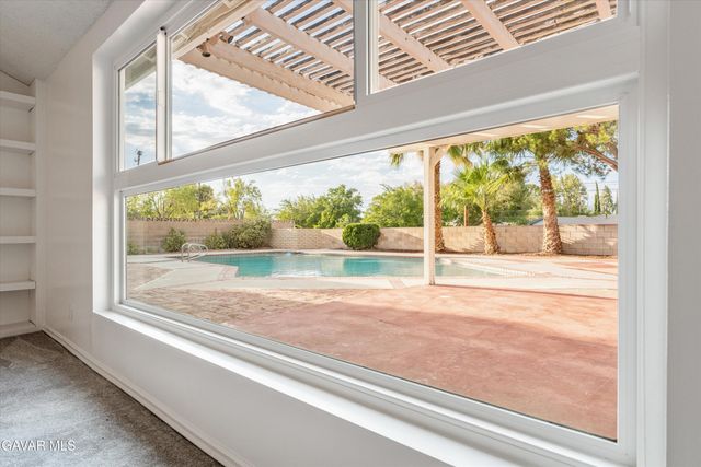 2701 W Avenue K1, Lancaster, CA 93536