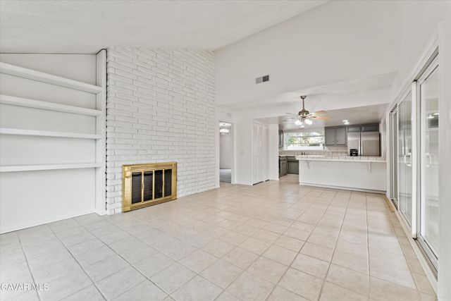 2701 W Avenue K1, Lancaster, CA 93536