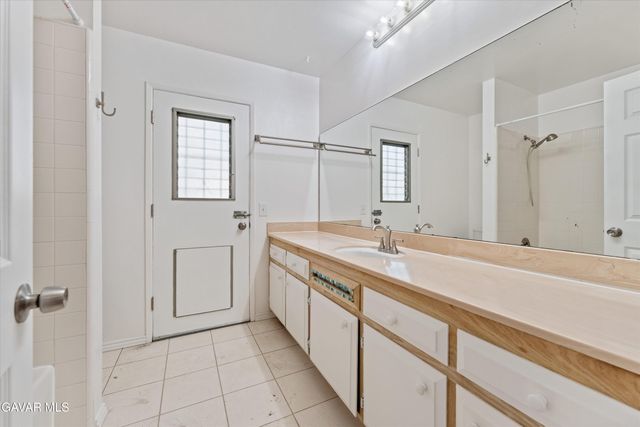 2701 W Avenue K1, Lancaster, CA 93536